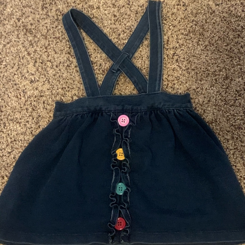 Suspender skirt
